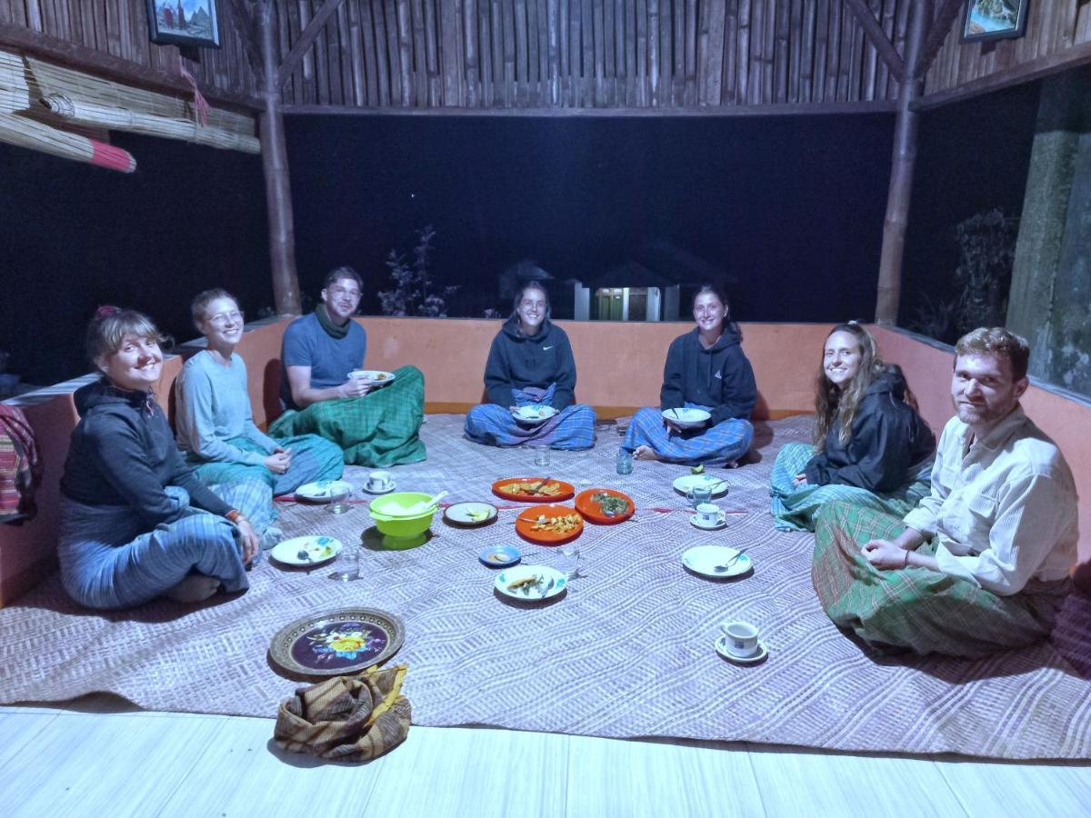 Sun Rice Homestay Ruteng Exterior photo